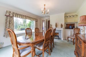 Dining Room - click for photo gallery